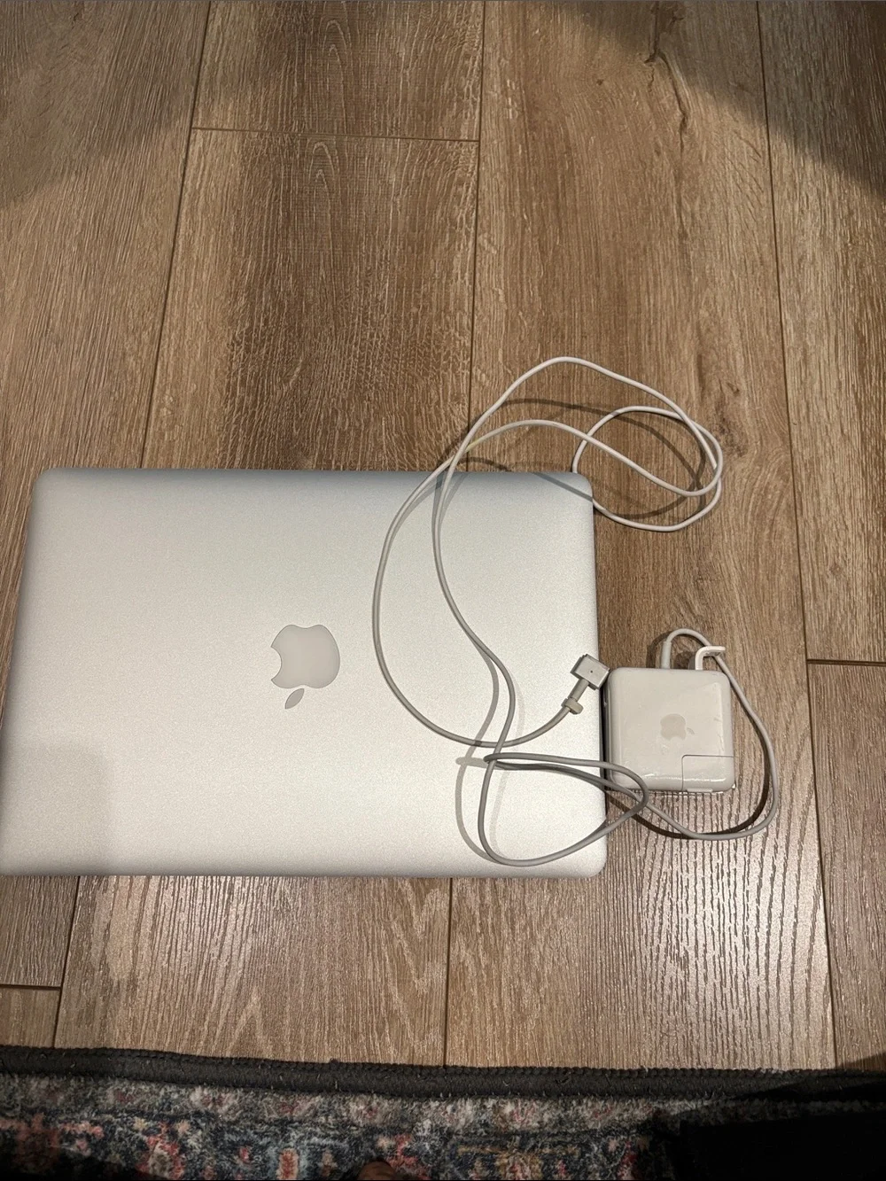 Apple Silver MacBook — Aluminum Finish Laptop
